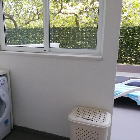 Apartmani Dina Makarska Exterior foto
